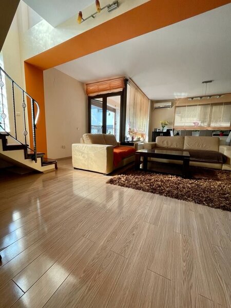 Titan  duplex complet mobilat si utilat